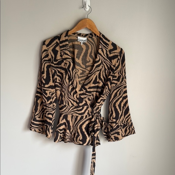 GANNI Tiger-Print Wrap Blouse Small - Picture 2 of 12